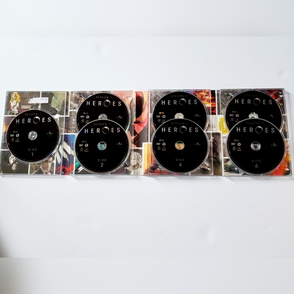 Heroes: The First Complete Season (DVD) - Picture 7 of 7